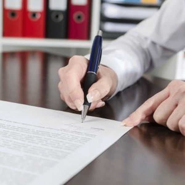 Заявление на выдачу документов при увольнении: правила написания и образец