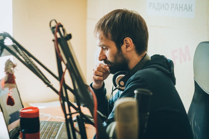 Костя Михайлов: «У людей, работающих на радио, рвотный рефлекс от известной музыки»